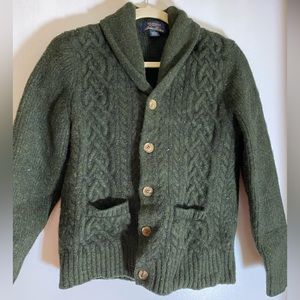 100% Wool Cardigan - LIKE NEW! Forrest Green - Size Large